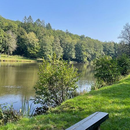 Gaestehaus Koehler Waldsolms ภายนอก รูปภาพ